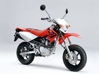 xr100